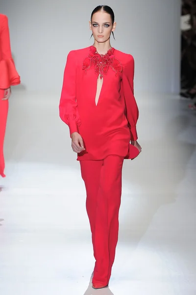 Look 14